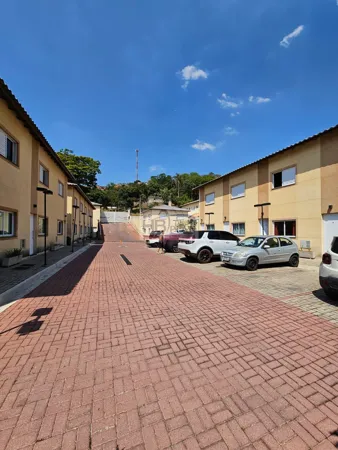 Casa de 2 dormitórios — Jardim Paulista, Itapevi